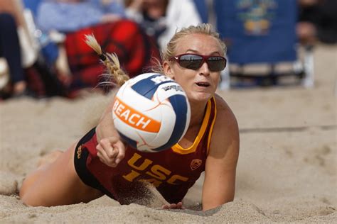 Kristen Nuss Sara Hughes Who Is The Queen Of Ncaa Beach Volleyball