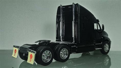 Tracto Trailer Kenworth T Negro Escala New Ray Env O Gratis