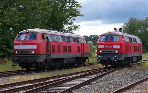 Landpartie mit V 160 - Gleich zwei Diesel der V 160 Baureihe waren am ...