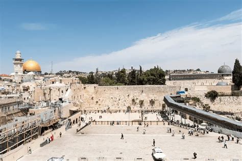 Explore 12 Ancient Biblical Sites in Israel