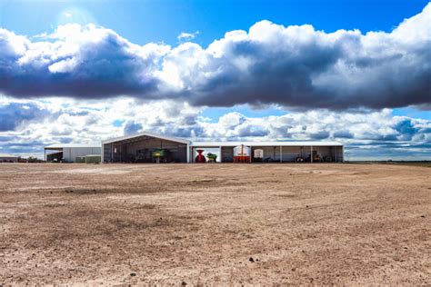 Curved Roof Shed Versus Straight Gable Roof (Which Is Best?) - Action Steel