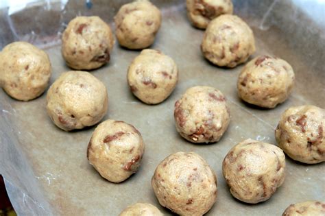 Toblerone Cookie Dough Truffles For The Holidays Hugs And Cookies Xoxo