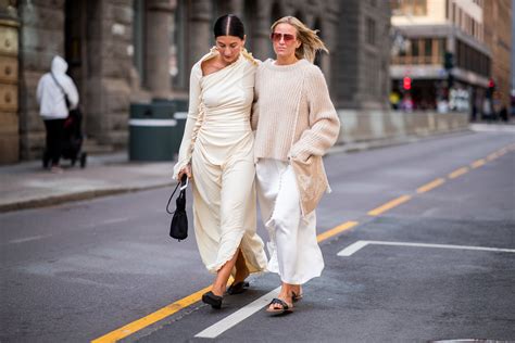 Zartes Nude Tendfarbe Im Herbst