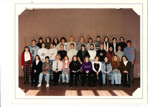 Photo de classe 1ERE ANNEE BEP VAM de 1996 Lycée Gay Lussac Copains d avant