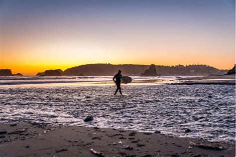 The Best Beaches for Surfing near Newport, Oregon | Meredith Lodging