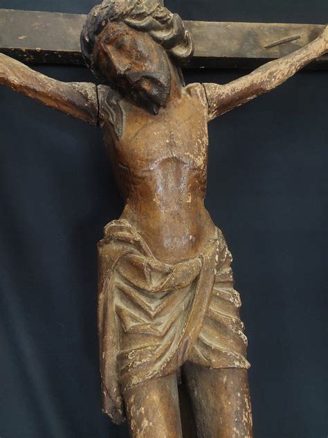 Proantic Grand Christ En Croix Polychrome Crucifix En Bois Fin Xve