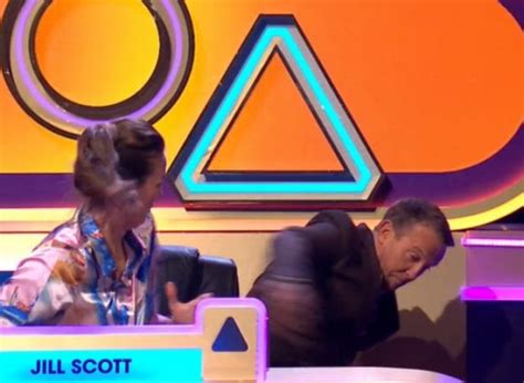 Bradley Walsh Suffers Almighty Fall On Blankety Blank Metro News