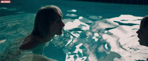 Naked Hannah Cheesman In The Definites