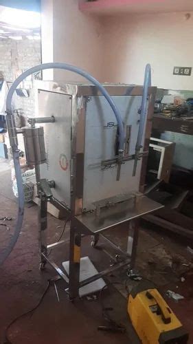 Double Head Liquid Filling Machine At Rs In Pondicherry Id