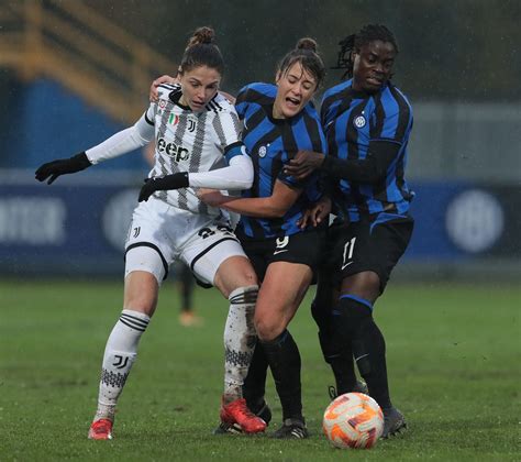 Juventus Women Ufficiale Il Rinnovo Di Cecilia Salvai Fino Al 2026