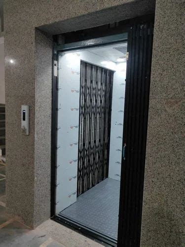 Stainless Steel Manual Elevator At 400000 Manually Operated