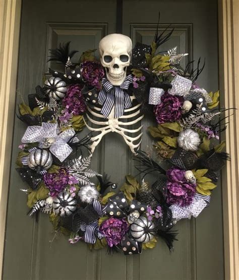 75 Elegantly Spooky DIY Halloween Wreaths FeltMagnet