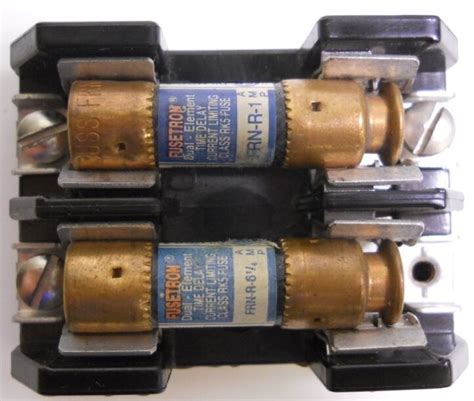 Buss Bussmann 1br002 Fuse Holder 250 Volts 30 Amps Pole 58 Off