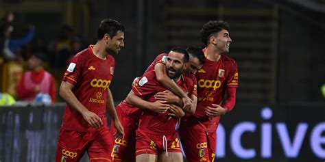 Pronostico Cremonese Catanzaro Si Riparte Dallo Spettacolare 2 2 Del