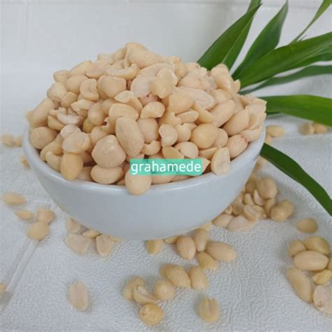 Jual Kacang Tanah Kupas Mentah Kecil 1 Kg Shopee Indonesia