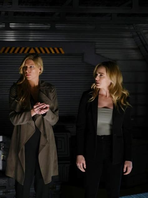 Ava And Sara Dc S Legends Of Tomorrow Season 5 Episode 1 Tv Fanatic