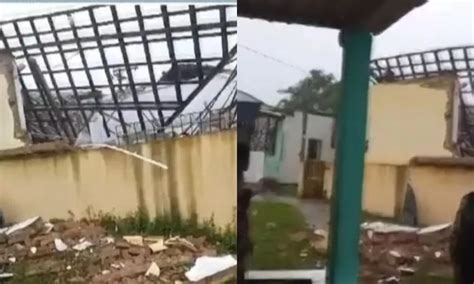 Telhado De Sala De Aula Desaba Em Escola Ap S Chuva Na Ba Kid Gordinho