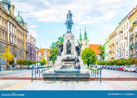 Jana Matejki Square St Florian S Church And The Grunwald Monument