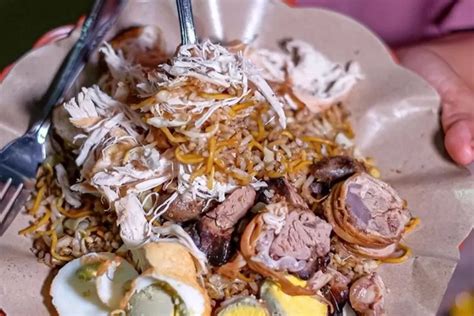 Kuliner Malam Jogja Nasgor Latanta Dengan Menu Spesial Yang Bikin