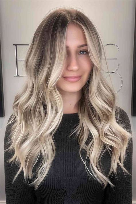 Stunning Platinum Blonde Balayage Hair Ideas For A Chic Look