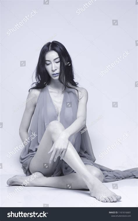 Nude Sexy Beautiful Asian Woman Long Stock Photo 1161616681 Shutterstock