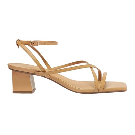 Comprar Sandália Nude Salto Bloco Tiras Cruzadas Arezzo Moda Couro