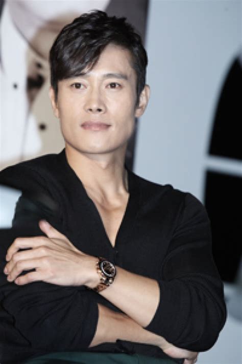 Lee Byung Hun Wins Asia Pacific Screen Award The Korea Times