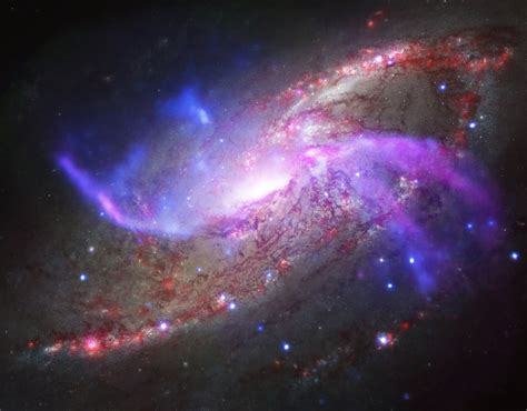 A1689b11 11 Billion Year Old Spiral Galaxy Is The Oldest Ever Discovered