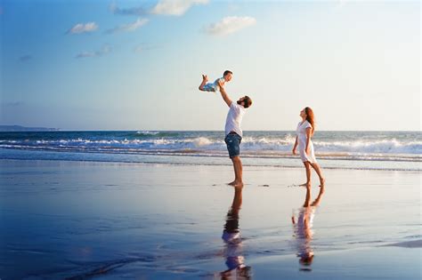 5 Reasons to Take a Family Vacation | Arpin Travel Services