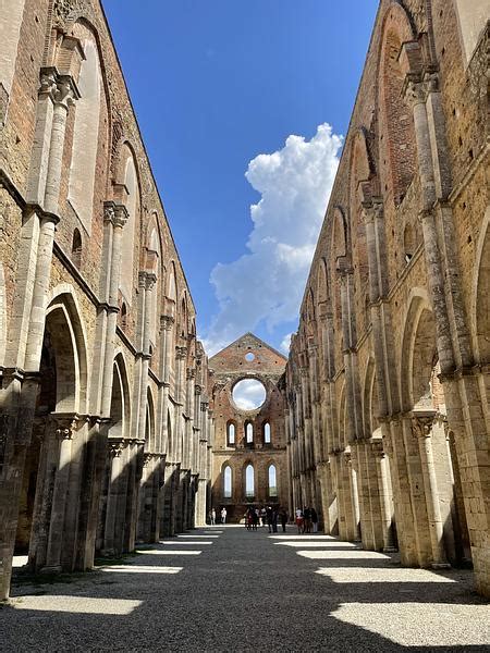 Abbazia Di San Galgano A Chiusdino Toscana