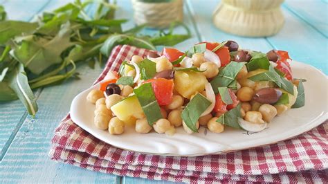 Insalata Di Ceci Rucola E Patate Fresca E Gustosa Il Mondo Di Adry