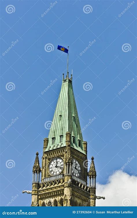 Governor General Flag On Peace Tower Ottawa Stock Images - Image: 27392604