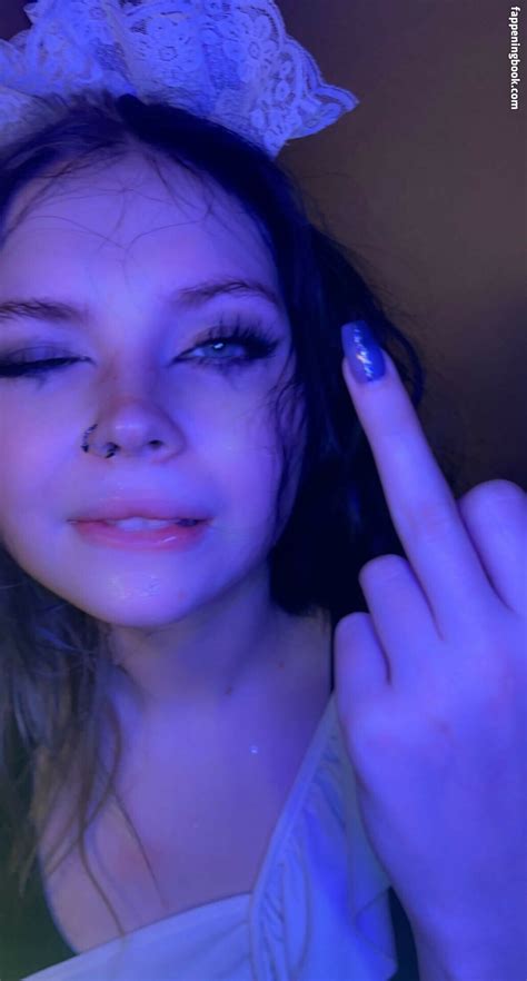 Kiwikyy Kiwingy Nude OnlyFans Leaks Fappening FappeningBook