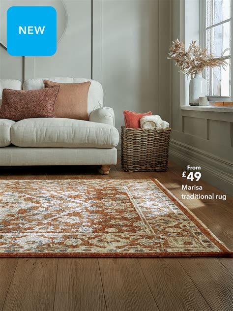 Shoppers are flocking to the Blackpool Dunelm for the sale 16