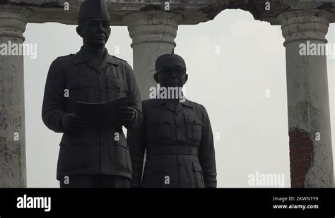 Monument soekarno hatta Stock Videos & Footage - HD and 4K Video Clips ...