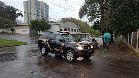 Homem Detido Pela Pol Cia Federal No Cataratas Encaminhado Cadeia