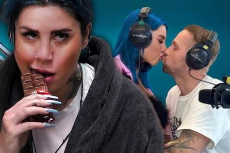 So L Uft Es Bei Kate Merlan Und Jakub Im Bett Sex Mit Dir Ist Wie Porno Sex