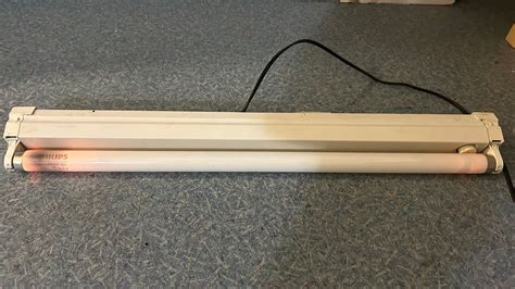 EOL 13 Philips MASTER TL D 18W 827 T8 Fluorescent Tube Burnout