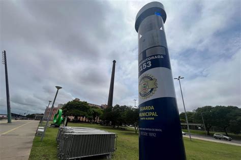 Primeiro totem de segurança interativo começa a operar em Porto Alegre