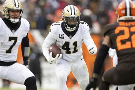 Alvin Kamara Injury Update Week 17: Should Fantasy Managers Be Concerned?