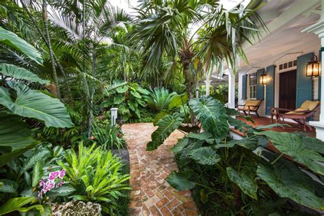 Gorgeous Gardens Tropical Retreat In The Florida Keys Tropical