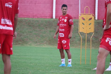 Em fase de reformulação Vila Nova divulga a saída de 4 jogadores do