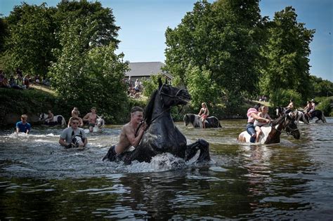 Appleby Horse Fair Draws Thousands of Gypsies and Travellers - The New ...