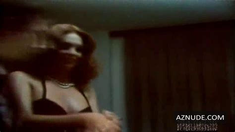 UN PERMISO PARA LIGAR NUDE SCENES AZNude