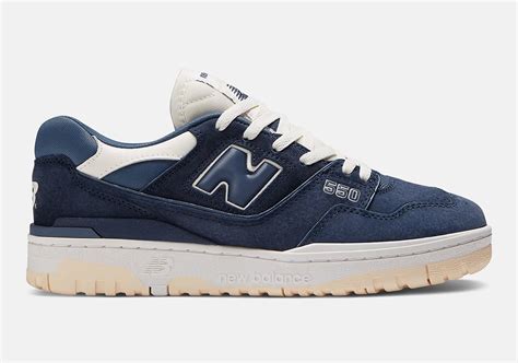 New Balance 550 "Navy Suede" BB550SLA | SneakerNews.com