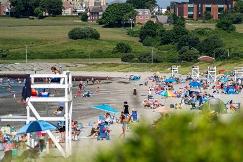 Best Beaches in Newport, Rhode Island, to Swim and Surf