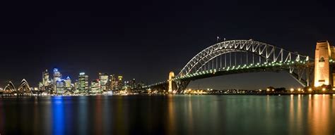 Experience the thrills of Sydney Harbour at night