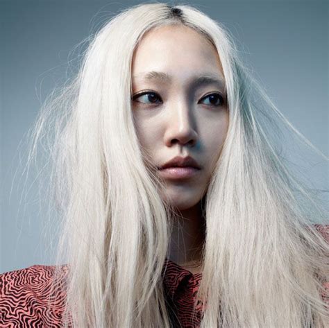 Pin By Ashley Farbo On Beauty Silver White Hair Asian Hair Blonde Asian