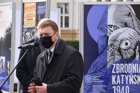 Prezentacja Wystawy Elementarnej Ipn Zbrodnia Katy Ska Zag Ada