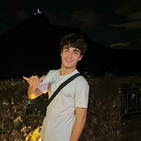 Assessoria de Xande Valois o Cebolinha de Turma da Mônica desmente que nude seja do ator